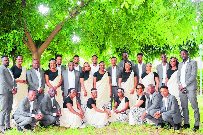 Wanakwaya wa Kwaya ya Familia Takatifu Parokia ya Mtakatifu Maximillian Maria Korbe