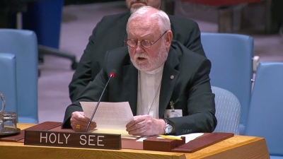 Katibu wa Vatican wa Mahusiano na Mataifa na Mashirika ya Kimataifa, Askofu Mkuu Paul Richard Gallagher.