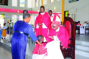 Askofu wa Jimbo Katoliki la Zanzibar Mhashamu Augustino Shao