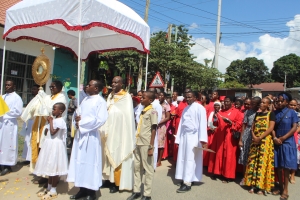 Sikukuu ya Ekaristi Takatifu Parokia ya BMMH - Mbezi Beach