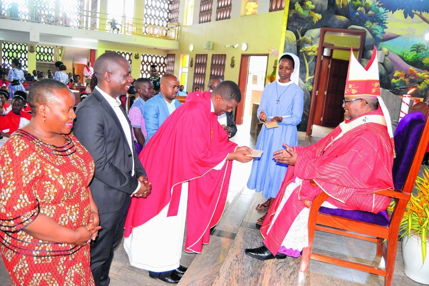 Askofu Mkuu wa Jimbo Kuu Katoliki la Dar es Salaam